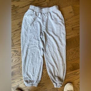 grey American Eagle sweatpants #grey #americaneagle #sweatpants #loungewear